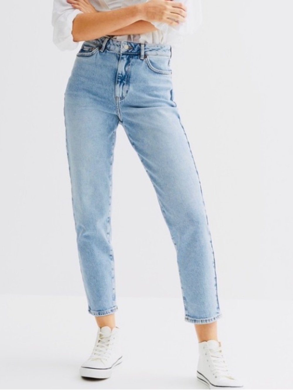 High-Rise Strigid Mom Jeans - Picture 6 of 8